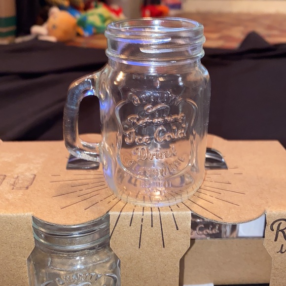 Home essentials Shot glasses NWT Mini beer mug style. 5 oz each, glass - Picture 6 of 12
